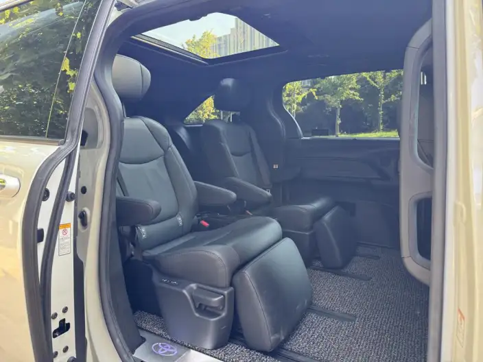Toyota Sienna 2021 Model 2.5L Hybrid Supreme Edition – фото 8