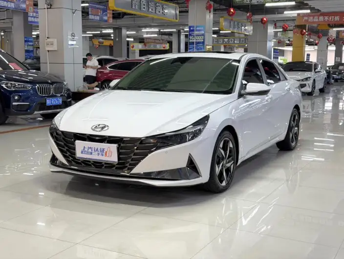 Hyundai Ioniq 2022 Model 1.5L CVT LUX Premium Edition – фото 1