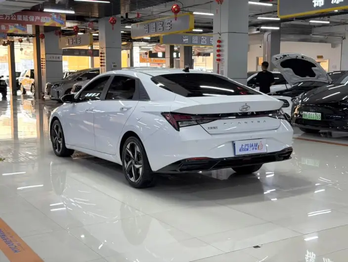 Hyundai Ioniq 2022 Model 1.5L CVT LUX Premium Edition – фото 4