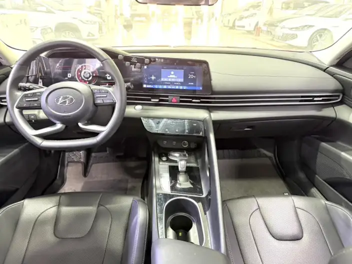 Hyundai Ioniq 2022 Model 1.5L CVT LUX Premium Edition – фото 7