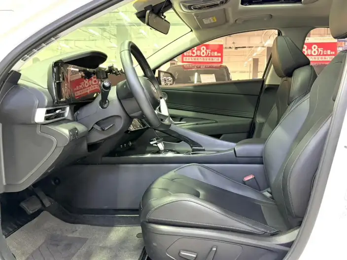 Hyundai Ioniq 2022 Model 1.5L CVT LUX Premium Edition – фото 8