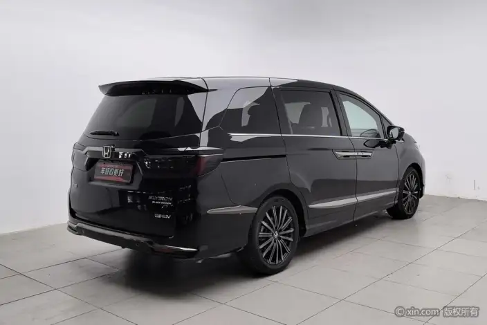 Honda Elysion 2024 Model 2.0L e:HEV Deluxe Edition