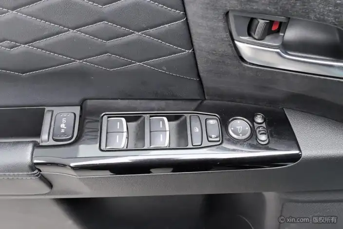 Honda Elysion 2024 Model 2.0L e:HEV Deluxe Edition – фото 10