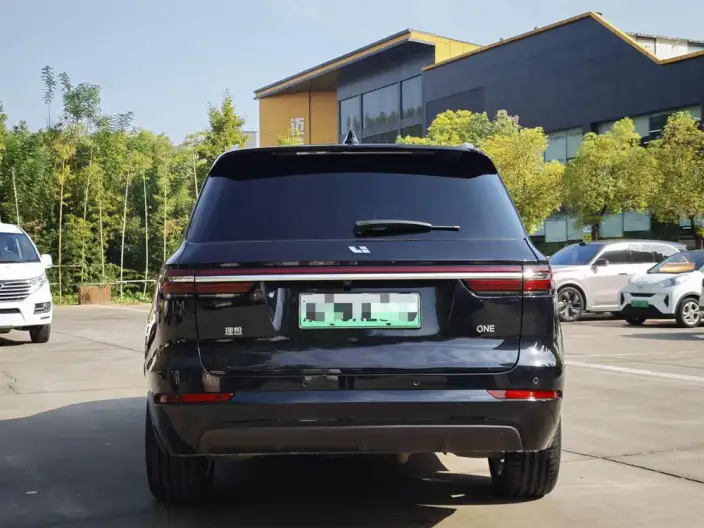 Li Auto ONE 2021 Model Extended Range 6 seat Edition – фото 5