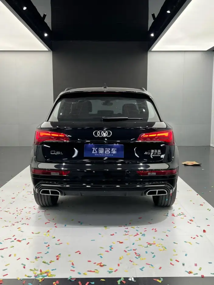 Audi Q5L 2023 Model 40T Luxury Dynamic Model – фото 5
