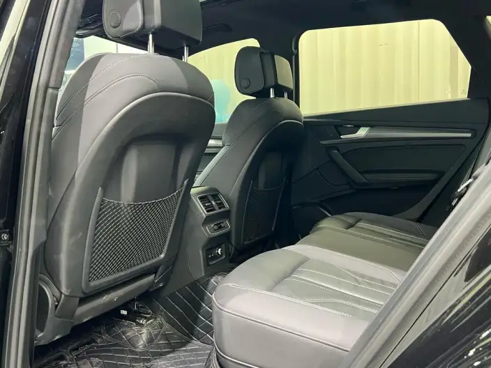 Audi Q5L 2023 Model 40T Luxury Dynamic Model – фото 10