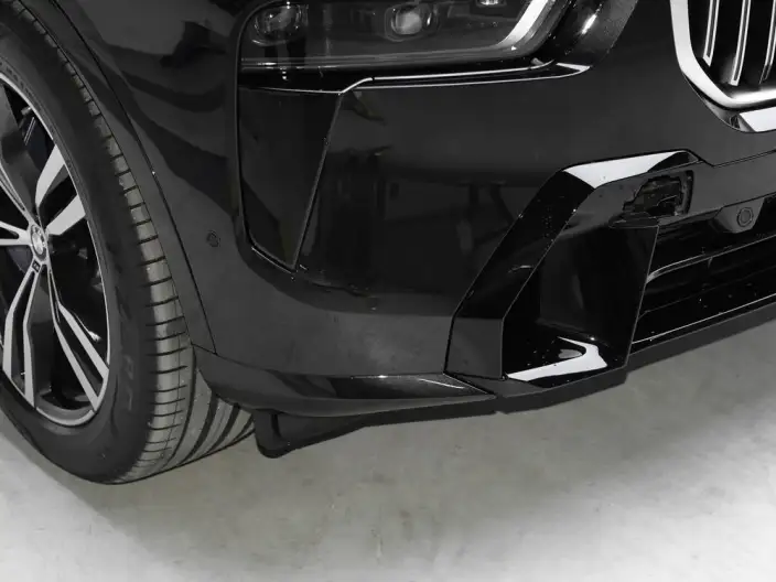 BMW X7 2023 Model xDrive40i Exclusive Model M Sports Set – фото 5