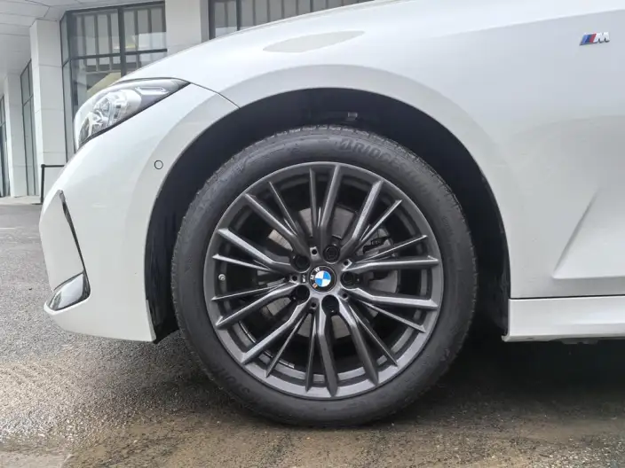 BMW 3 Series 2023 Model 325Li M Sports Night Set – фото 6