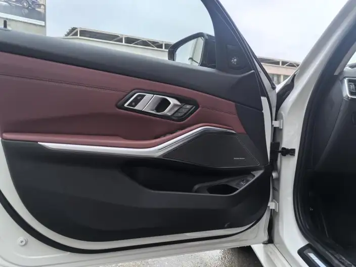 BMW 3 Series 2023 Model 325Li M Sports Night Set – фото 8