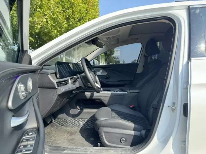 Chery Arrizo 8 2025 Model 1.6TGDI DCT Smart – фото 9