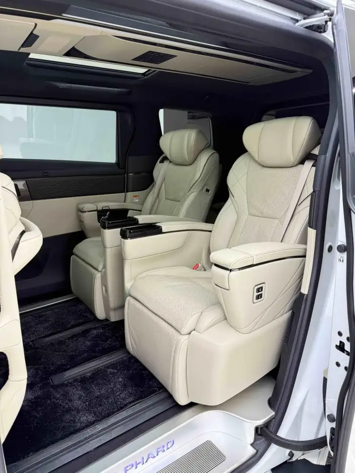Elfa 2023 Model 2.5L Intelligent Hybrid 4WD Premium Edition – фото 7
