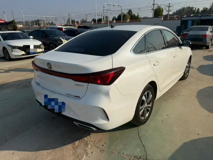 Changan Eado 2023 Model PLUS Changxiang Edition Blue whale NE 1.4T GDI DCT Noble Model – фото 6