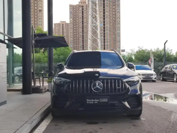 Mercedes-Benz GLC AMG 2025 Model AMG GLC 43 4MATIC – фото 2