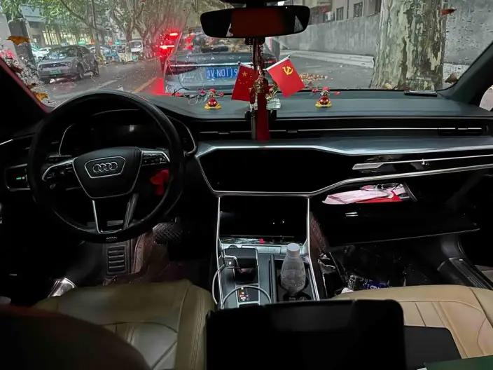 Audi A6L 2024 Model 40 TFSI Luxury Dynamic Model – фото 8