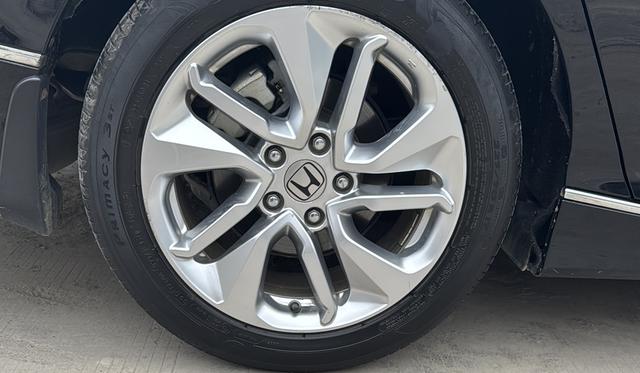 Honda Accord 2021 260TURBO Luxury Starlight Limited – фото 5