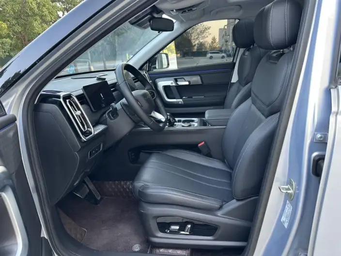 Tiggo 06 2025 Model Urban Edition 1.6T 2WD Luxury Model – фото 8