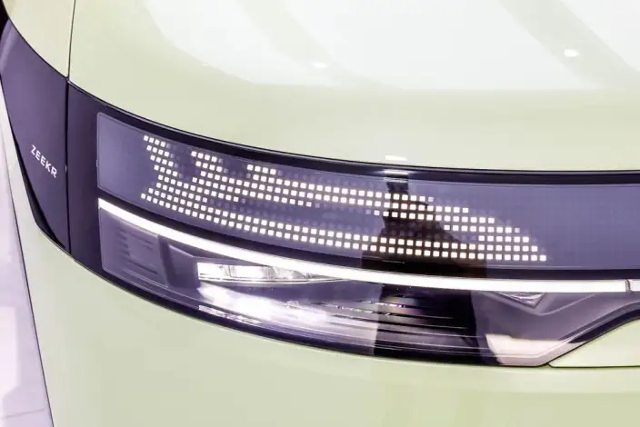 ZEEKR MIX 2025 Model 76kWh Smart Driving Edition – фото 8