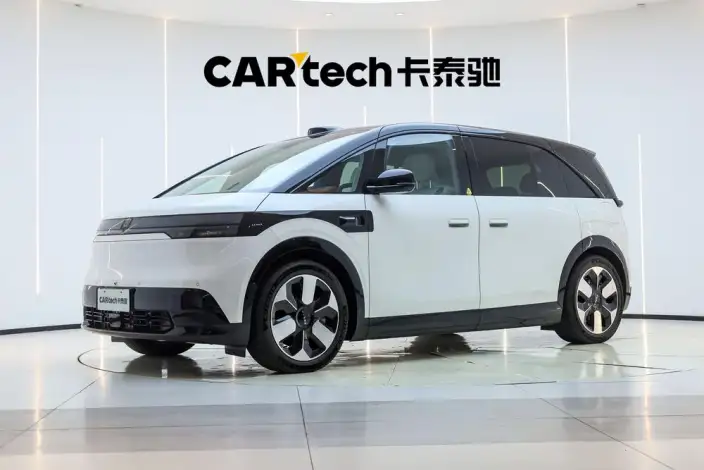 ZEEKR MIX 2025 Model 76kWh Smart Driving Edition – фото 1