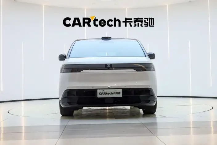 ZEEKR MIX 2025 Model 76kWh Smart Driving Edition – фото 2