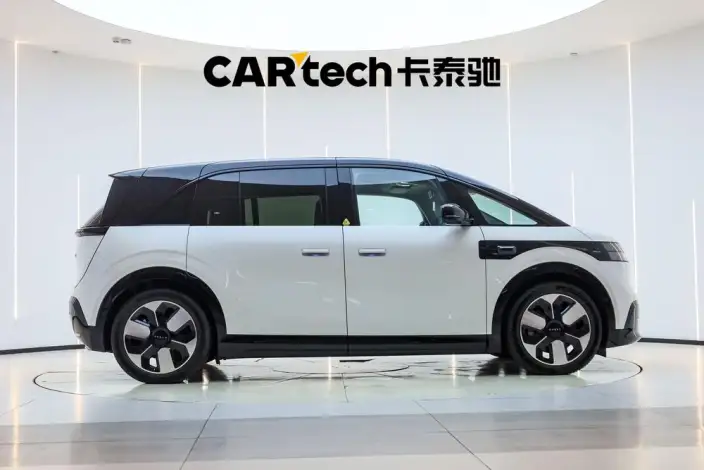 ZEEKR MIX 2025 Model 76kWh Smart Driving Edition – фото 8