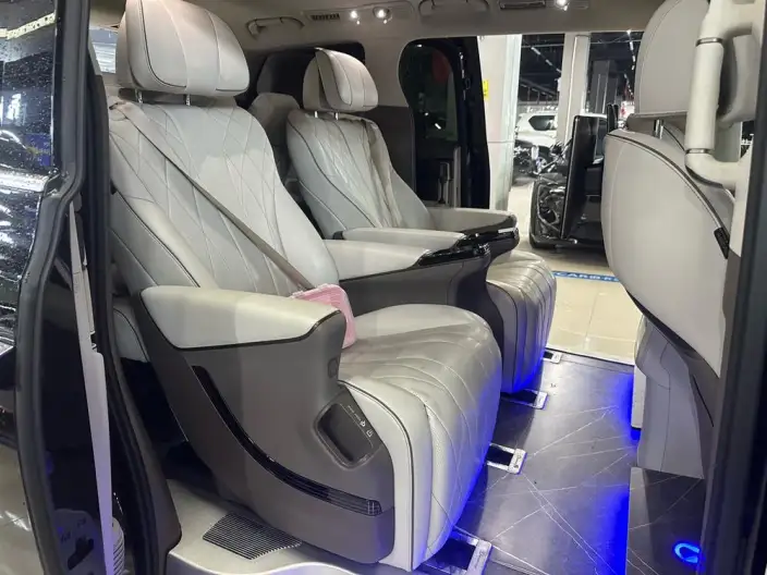 Denza D9 EV 2022 Model 600 4WD Flagship Model – фото 5