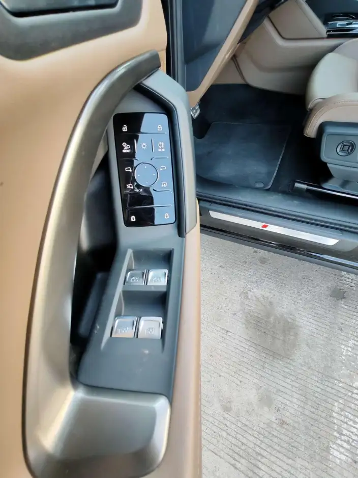 Audi Q5L 2026 Model 2.0T 10M Users Edition Edition – фото 7
