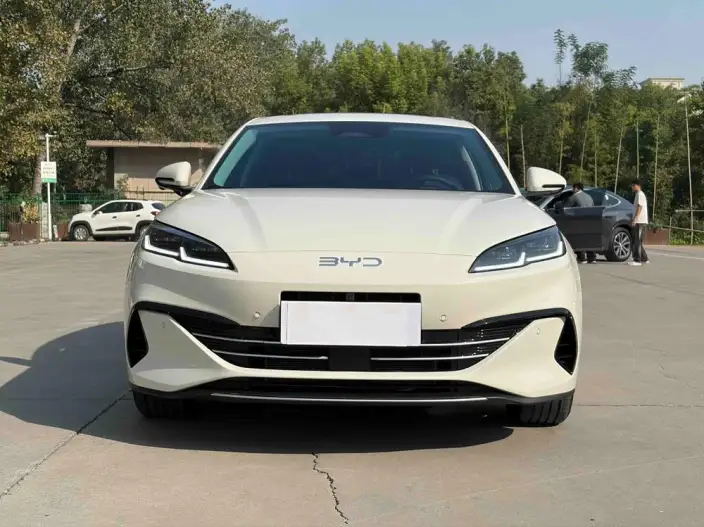 BYD Seal 06 DM 2026 Model Chao Xiang Edition DM-i 210KM Exclusive Model – фото 2