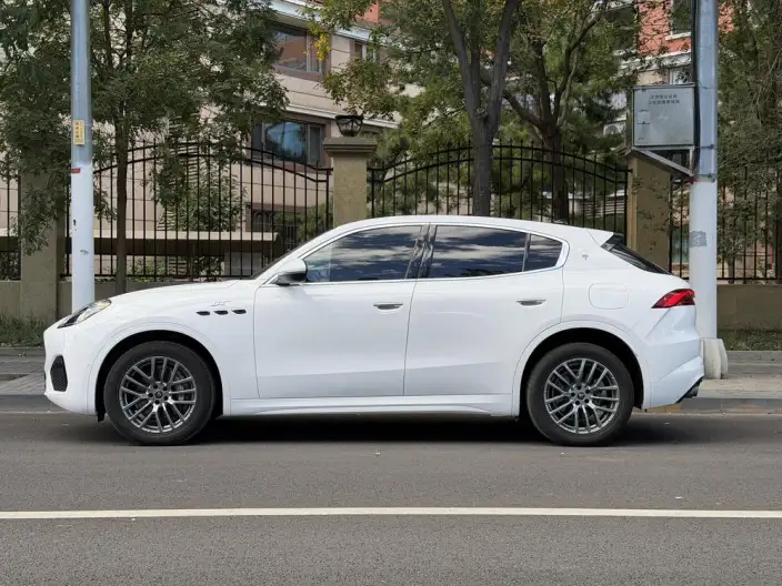Grecale 2023 Model 2.0T GT – фото 3