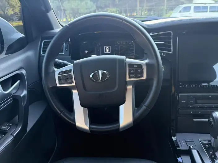 Hengtian L4600 2023 Model 4.6L V8 Pilot Edition – фото 9