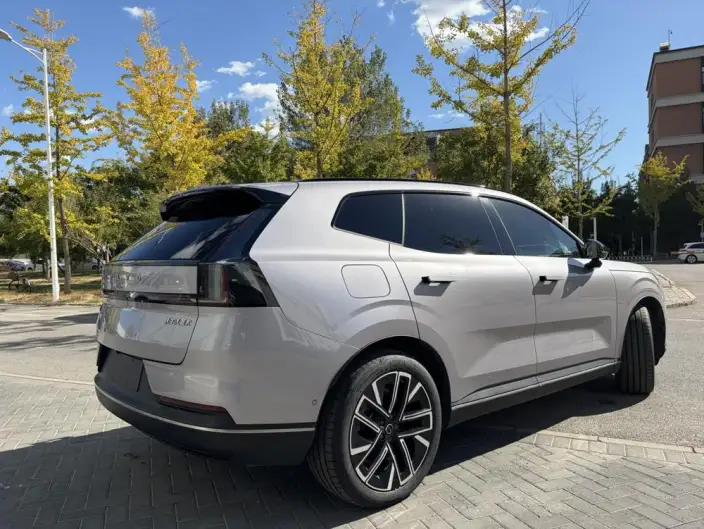 Volvo XC70 2026 Model 4WD Ultra-long Endurance Plus – фото 5