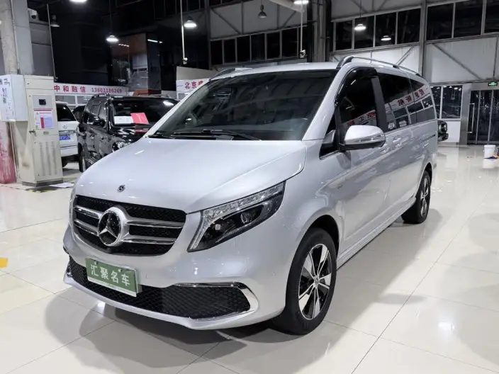 Mercedes-Benz V-Class 2022 Model V 260 Premium Edition – фото 1