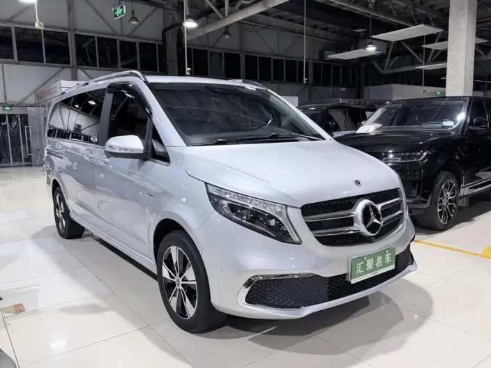Mercedes-Benz V-Class 2022 Model V 260 Premium Edition – фото 2