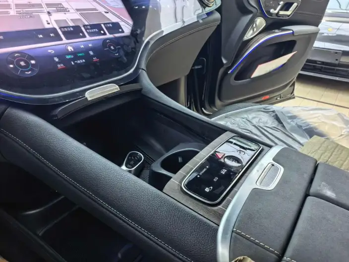 Mercedes-Benz EQS SUV 2025 Model EQS 500 4MATIC – фото 9