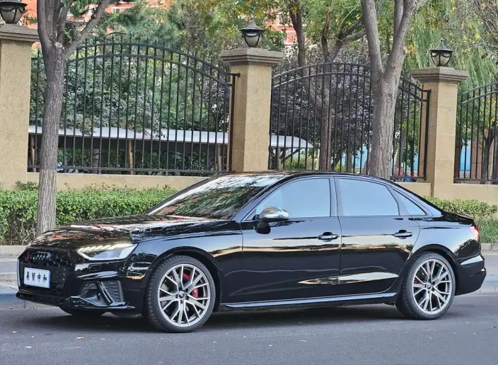 Audi S4 2024 Model Limousine 3.0TFSI