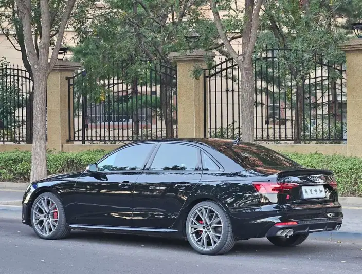 Audi S4 2024 Model Limousine 3.0TFSI