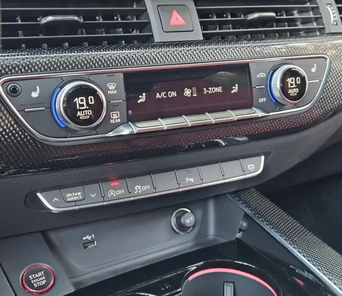 Audi S4 2024 Model Limousine 3.0TFSI – фото 9