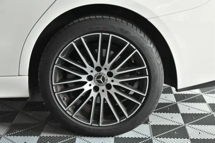 Mercedes-Benz C-Class 2023 Model Facelift II C 260 L Sports Edition – фото 8