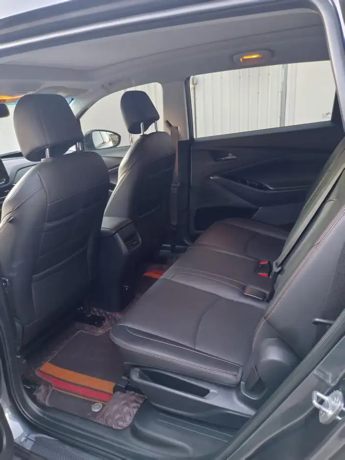 Orlando 2020 Model Mild Hybrid Redline 530T Indulgent Edition (5+2 Model ) – фото 10