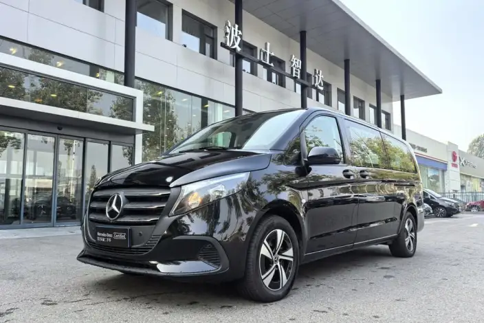 Viano 2024 Model 2.0T Business Edition 7 seat – фото 1