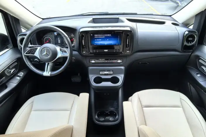 Viano 2024 Model 2.0T Business Edition 7 seat – фото 8