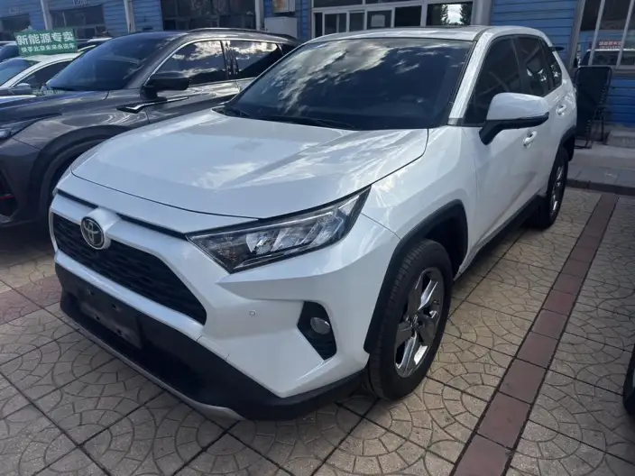 Toyota RAV4 2021 Model 2.0L CVT 4WD Fashion Plus Edition – фото 1