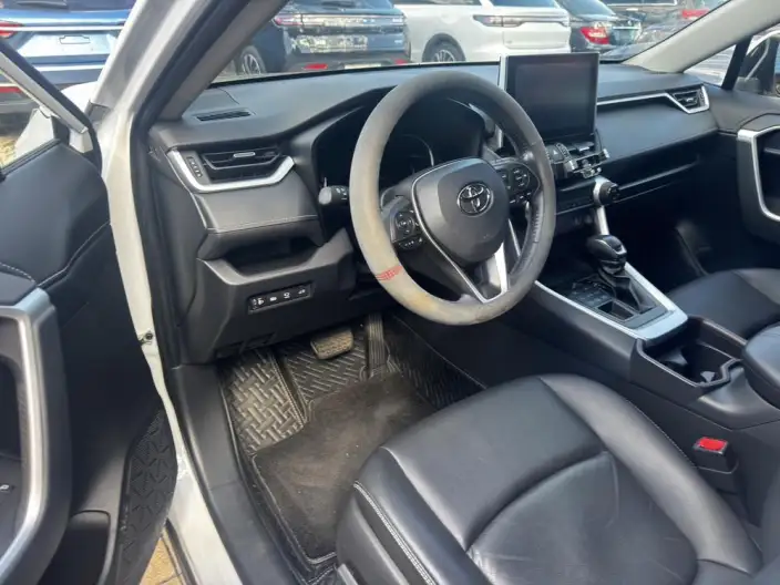Toyota RAV4 2021 Model 2.0L CVT 4WD Fashion Plus Edition – фото 9