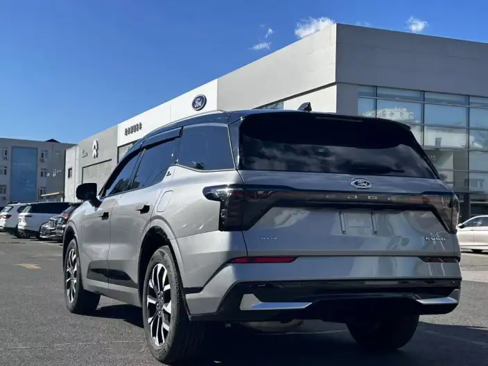 Ford Edge 2025 Model Ford Edge L 2.0T EcoBoost 4WD VII seat Supreme Model