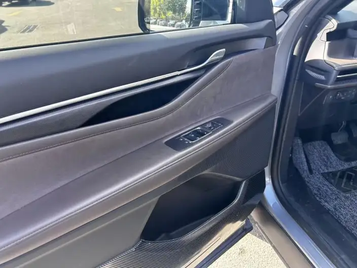 Ford Edge 2025 Model Ford Edge L 2.0T EcoBoost 4WD VII seat Supreme Model – фото 8