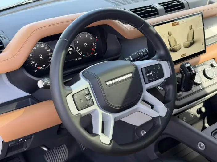 Land Rover Defender 2024 Model 110 3.0T P400 X-Dynamic HSE – фото 10