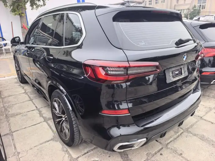 BMW X5 2022 Model xDrive 30Li Exclusive Model M Sports Set