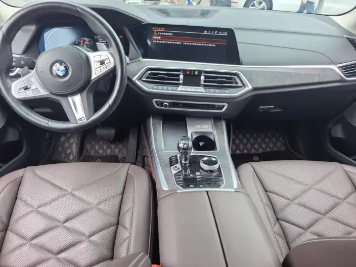 BMW X5 2022 Model xDrive 30Li Exclusive Model M Sports Set – фото 10