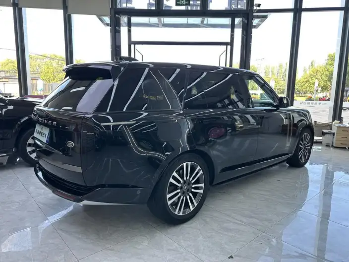 Range Rover 2023 Model Facelift 3.0 L6 400PS Shengshi Extended Edition – фото 6