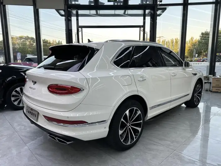 Bentayga 2022 Model 4.0T V8 – фото 6
