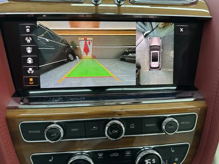 Bentayga 2022 Model 4.0T V8 – фото 8